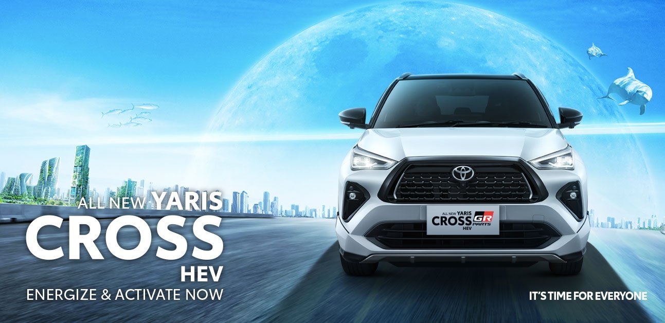 yariscrosshev1